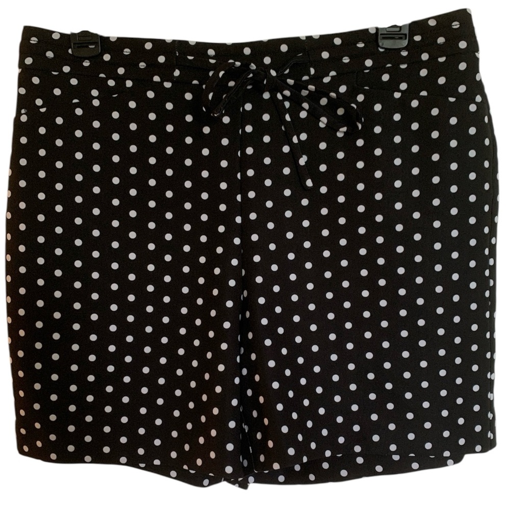 INC International Concepts shorts Medium White Black polka dot pull on gathered